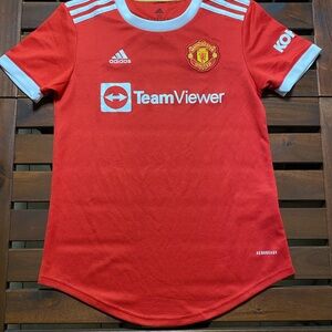 Adidas Manchester United 2021-22 Home Women’s Soccer Jersey